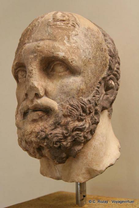 Rompa il naso rotto, Museo Archeologico di Delfi - Grecia