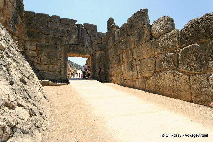 La Porta del Leone, le mura ciclopiche, Micene - Grecia