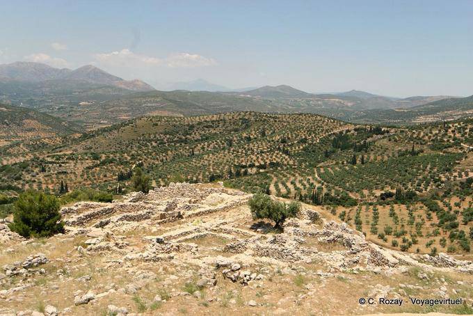 Veduta dei resti del palazzo di Atreo, Micene - Grecia