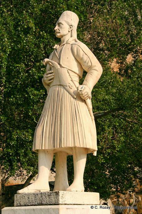 Nafplion statua Staikos Staïkopoulos - Grecia