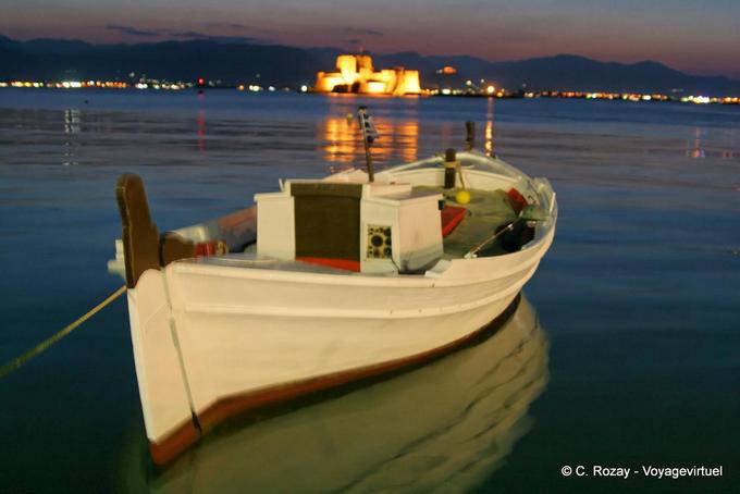 Barca nel Golfo Argolico Nafplion - Grecia