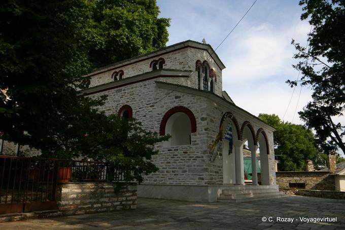 L'esterno della Chiesa di Pinakates, Nome Magnesia, Pelion - Grecia