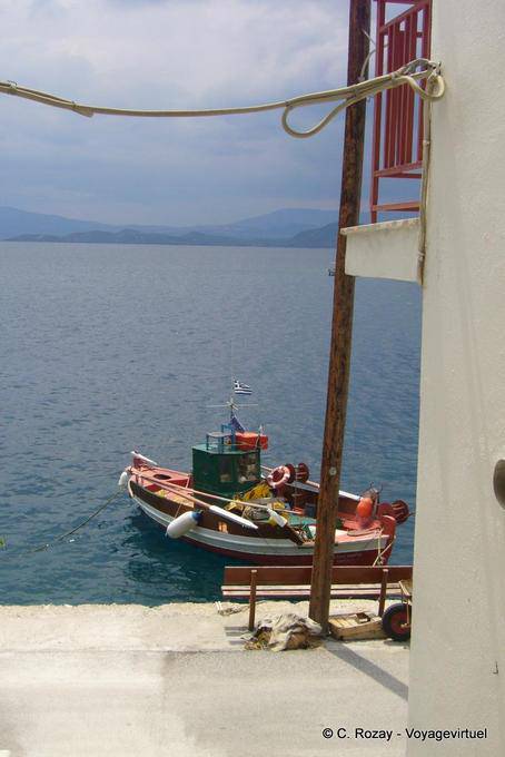 Barca da pesca ormeggiate, Trikeri, Agia Kiriaki - Grecia