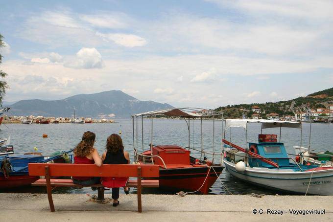 Greco in panchina, Trikeri, Agia Kiriaki - Grecia