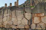 Mantenendo poligonale muro, Delphi, Grecia.