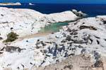 Milos Sarakiniko, torrente e mini spiaggia, Grecia.