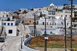Milos, orologio Triovassalos su una torre, Grecia.