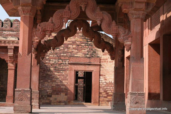 Fatehpur Sikri Daulat Khana Astrologers Seat - India
