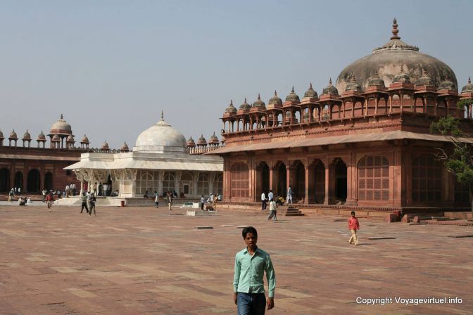 Fatehpur Sikri Jama Masjid - India