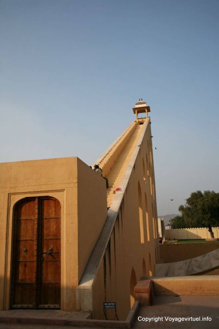 Jaipur Jantar Mantar Observatoire Grand Samrat Yantra - India