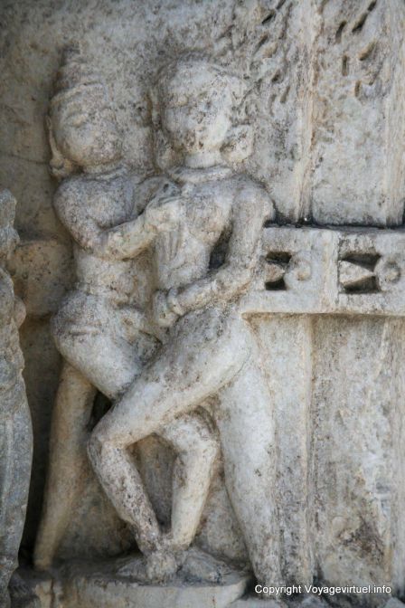 Ranakpur Suparshvanath Temple Des Prostituees - India