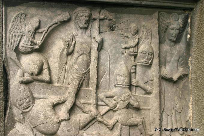 Scultura della Risurrezione di Cristo dalla tomba, Ennis Abbey - Irlanda