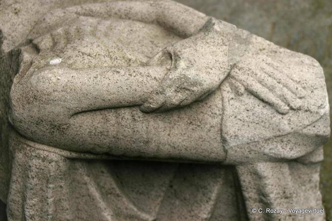 Particolare della tomba di MacMahon, 1470, Abbazia di Ennis - Irlanda