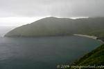Keem Bay tra le nuvole, Achill Island, Irlanda.