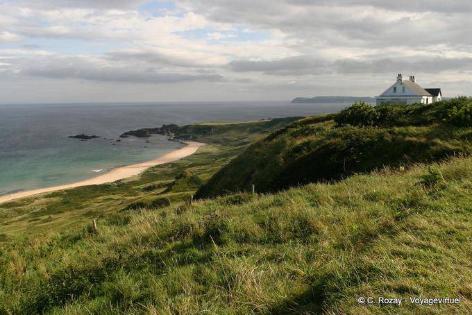 Parco paesaggio di White Bay, Antrim Coast - Irlanda de Nord