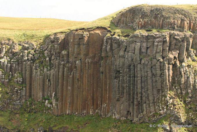Colonne di basalto arrossì Giants Causeway - Irlanda de Nord