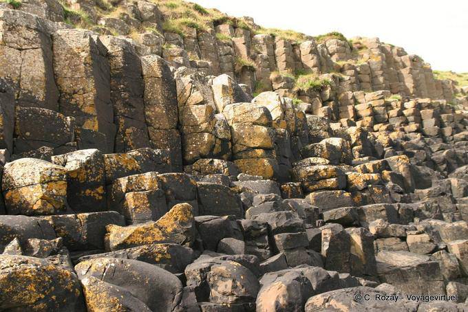 Dopo milioni di anni di erosione, Giants Causeway - Irlanda de Nord