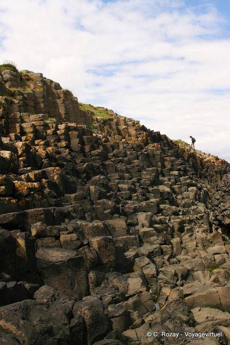 Salite sui gradini basaltici, Giants Causeway - Irlanda de Nord