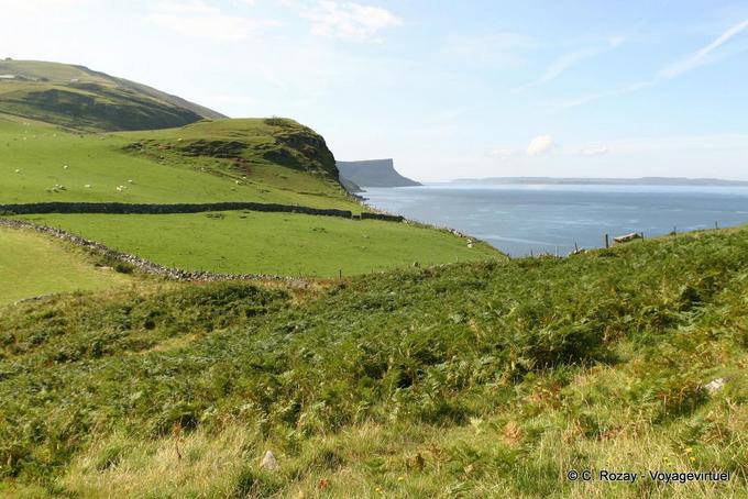 Vista dalle scogliere di Torr Head, Antrim Coast - Irlanda de Nord