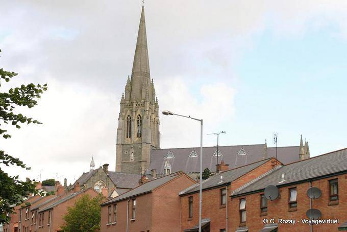 Campanile della Cattedrale di St Eugene, Derry - Irlanda de Nord