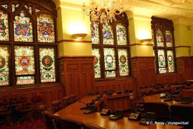 Vetrate del palazzo delle corporazioni, Guildhall, Derry - Irlanda de Nord