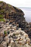 Camini struttura trasversale basalto, Giants Causeway, Irlanda de Nord.