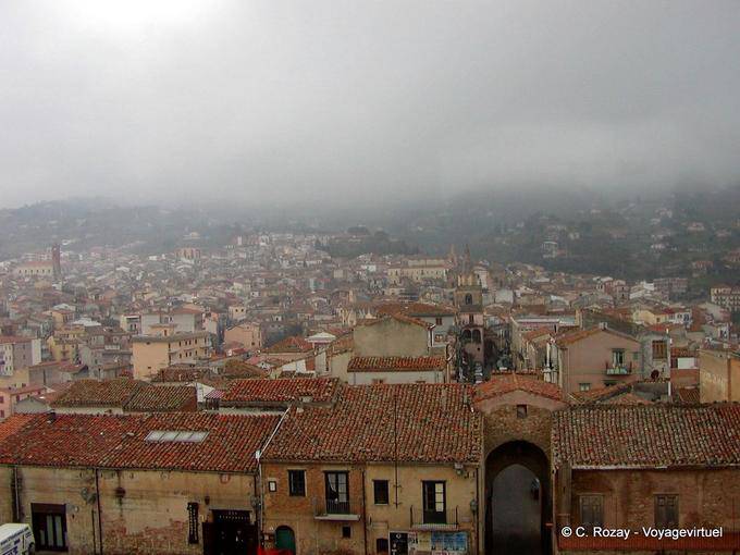 Vista sui tetti, Castelbuono - Italia