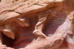 Forme della aggregazione e cementazione di granelli di sabbia, Wadi Al-Farasa, Petra, Giordania.