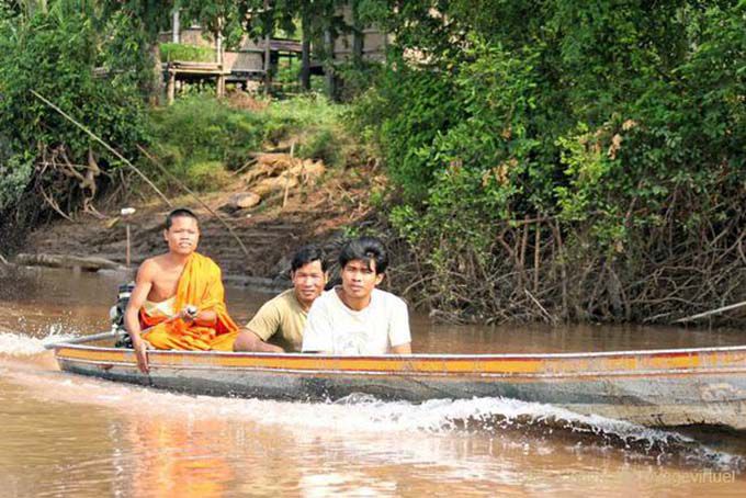 Trasporti Monk, Mekong, Laos meridionale, Laos