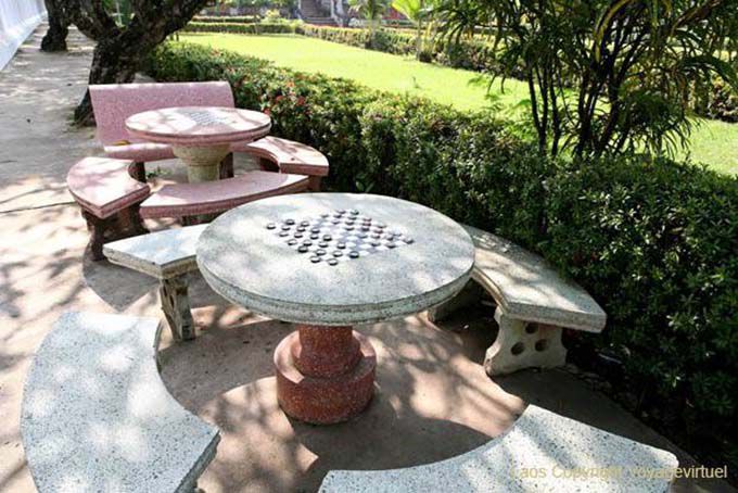 Checkers, Wat Ho Phra Kaew, Vientiane, Laos