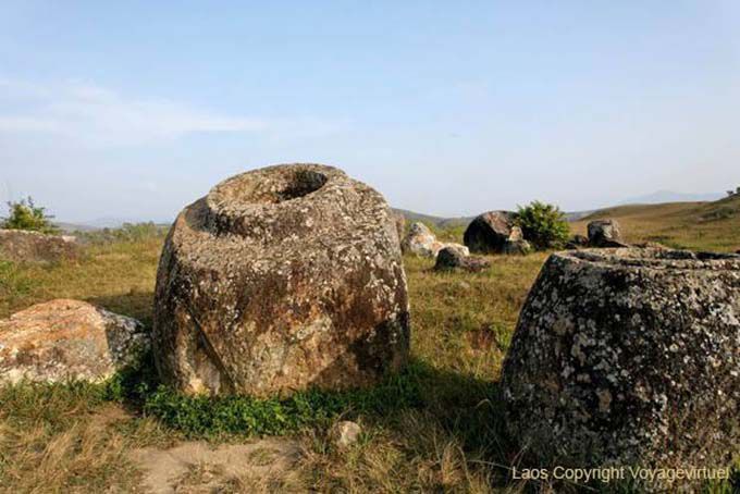 Passeggiata sul posto 2, Piana delle Giare Xieng Khouang, Laos