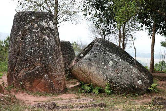 Vasi camino, Piana delle Giare Xieng Khouang, Laos
