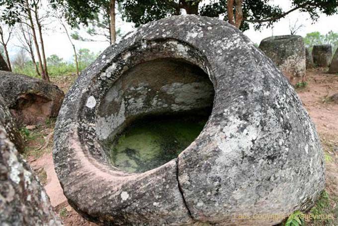 Urna Wet, Piana delle Giare Xieng Khouang, Laos
