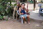 Artisan musicista Ban Xanhai, Laos.