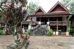 Casa Meditazione, kuti traditionnal, Wat lunga Khoun, Laos.