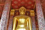 Top del grande Buddha in piedi, Wat Sene Soukharam, Laos.