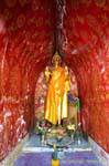 Cappella del Buddha in piedi, Wat Xieng Thong, Luang Prabang, Laos.