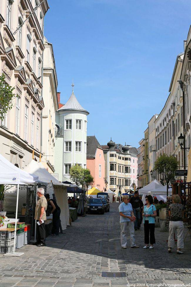 Altstadt, all'inizio della strada pedonale, Linz - Austria