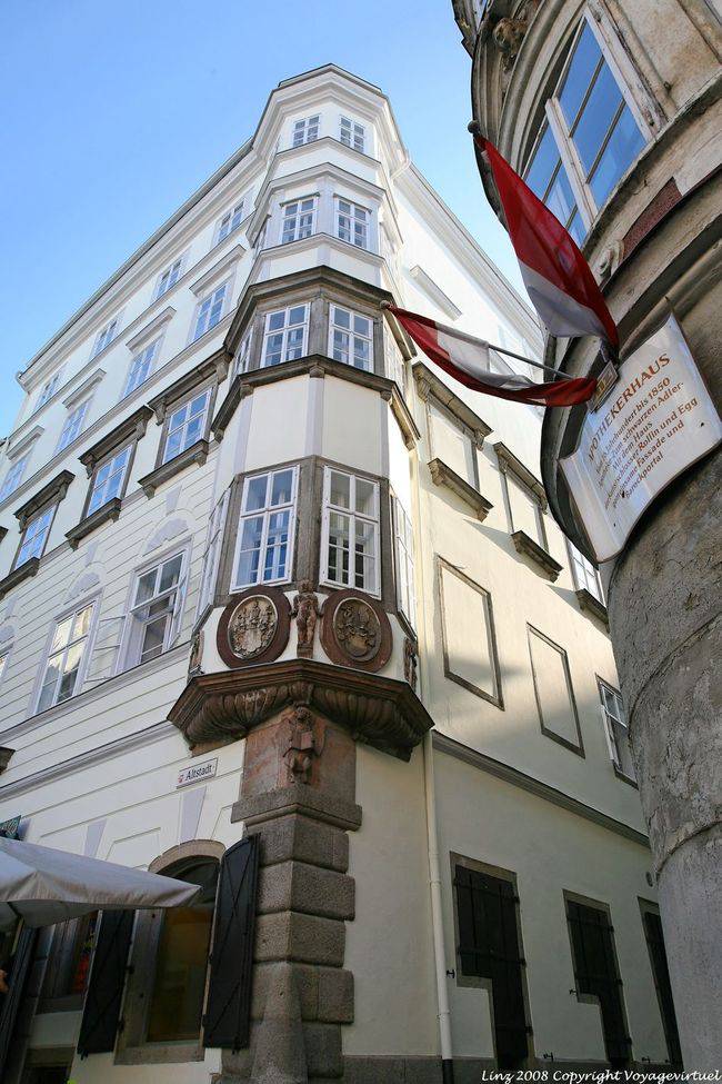 Altstadt, di fronte all'Apothekerhaus, Linz - Austria