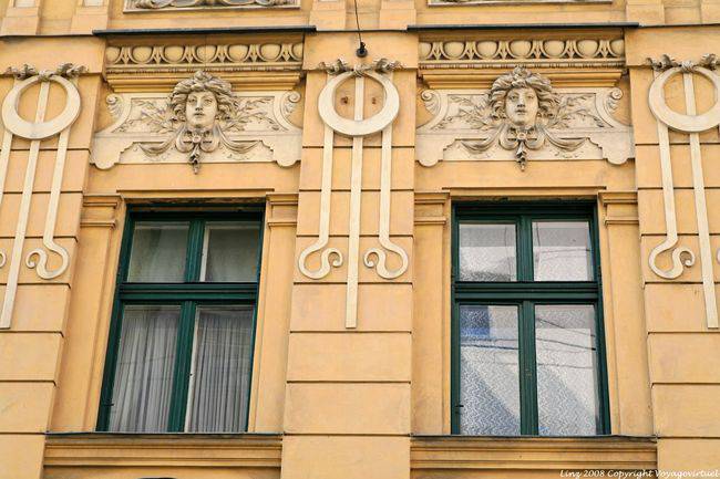 Baumbachstrasse, scultura, teste musicali, Linz - Austria