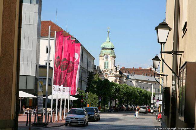Harrachstrasse, Phil Theol Hochschule, Linz - Austria