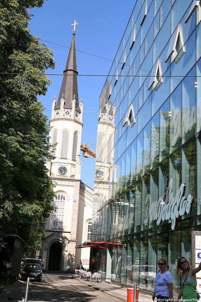 Schiller Platz, chiesa protestante, Martin-Luther-Kirche, Linz - Austria