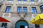 Frontone ornato, Altstadt, Alter Markt, Linz, Austria.
