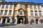 Landstrasse, casa tipica, Dorotheum e Neuroth, Linz, Austria.
