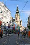 Landstrasse, Taubenmarkt, vista da una fermata del tram, Linz, Austria.