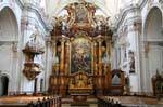 Ursulinen Kirche, l'altare della chiesa, Linz, Austria.