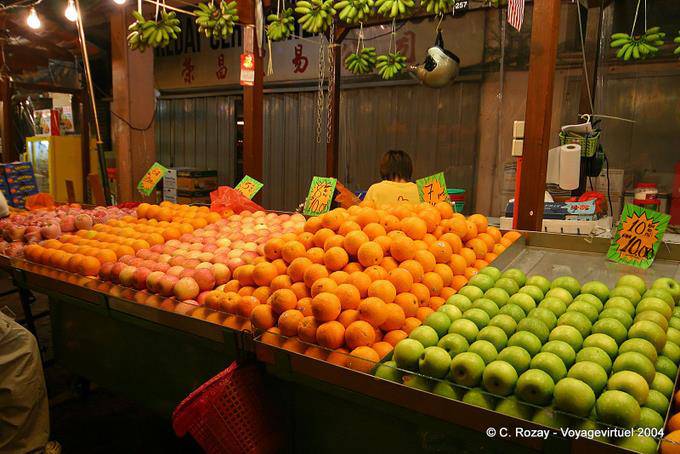 Stallo di frutta nel mercato cinese, Kuala Lumpur - Malesia