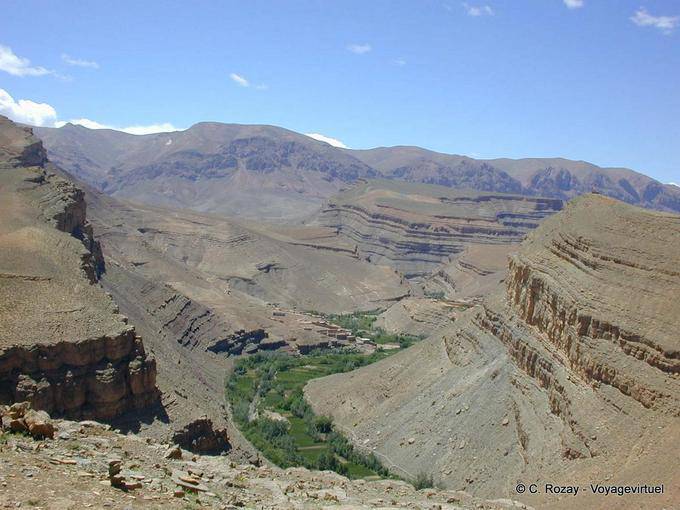 Gole del Dades, valle verde nella cavità delle montagne dell'Atlante - Marocco