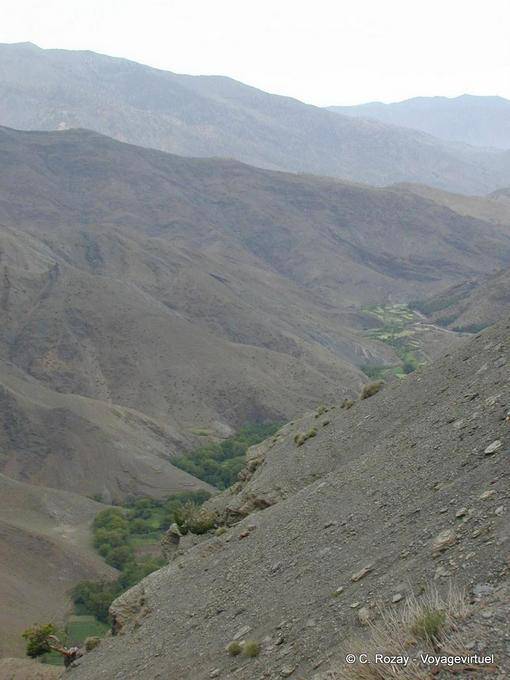 Sulla strada Tizi'n Tichka tra Marrakech e Ouarzazate - Marocco