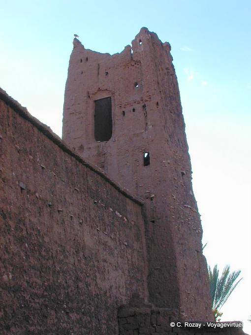 Ait Ben Haddou, una delle torri d'angolo del Ksar - Marocco